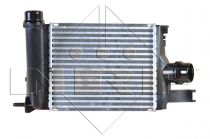 NRF 30379 Intercooler RENAULT CAPTUR / CLIO IV / DOKKER / DUSTER / LODGY / LOGAN II / SANDERO II / SYMBOL III / THALIA III